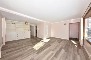 4949 N Berkeley Blvd, Whitefish Bay, WI 53217 - Photo 21