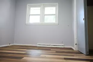 8523 W Glendale Ave, Milwaukee, WI 53225 - Photo 11