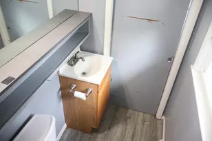 8523 W Glendale Ave, Milwaukee, WI 53225 - Photo 27