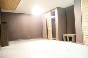 8523 W Glendale Ave, Milwaukee, WI 53225 - Photo 33