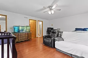 21337 Northcape St, Racine, WI 53182 - Photo 17