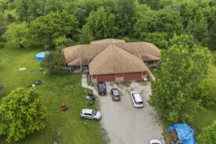 21337 Northcape St, Racine, WI 53182 - Photo 43