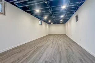 1331 N 44th St, Milwaukee, WI 53208 - Photo 15