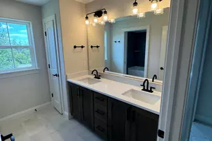 N56W20719 Muirfield Dr, Menomonee Falls, WI 53051 - Photo 25