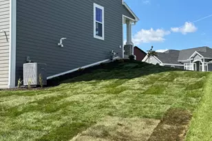 N56W20719 Muirfield Dr, Menomonee Falls, WI 53051 - Photo 39