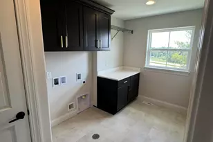 N56W20719 Muirfield Dr, Menomonee Falls, WI 53051 - Photo 23
