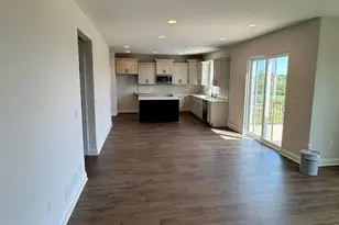 N56W20719 Muirfield Dr, Menomonee Falls, WI 53051 - Photo 19