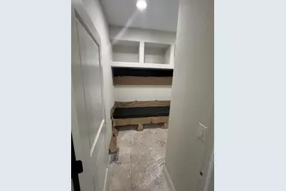 N56W20719  Muirfield Dr, Menomonee Falls, WI 53051 - Photo 9