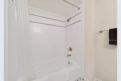 946  Shabbona Dr, Fontana, WI 53125 - Photo 21