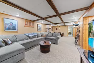 946 Shabbona Dr, Fontana, WI 53125 - Photo 25