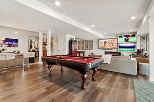 565 N Boulder Ridge Dr, Lake Geneva, WI 53147 - Photo 3