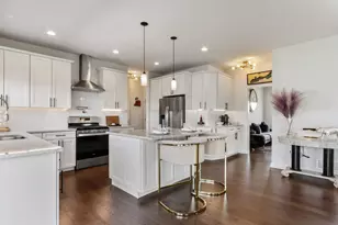 565 N Boulder Ridge Dr, Lake Geneva, WI 53147 - Photo 11