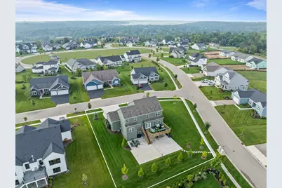 565 N Boulder Ridge Dr, Lake Geneva, WI 53147 - Photo 1