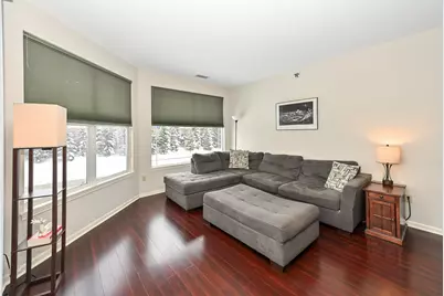 6995 S Riverwood Blvd #210, Franklin, WI 53132 - Photo 5