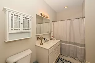 6995 S Riverwood Blvd, Franklin, WI 53132 - Photo 23