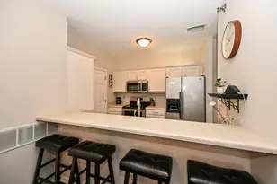 6995 S Riverwood Blvd, Franklin, WI 53132 - Photo 13