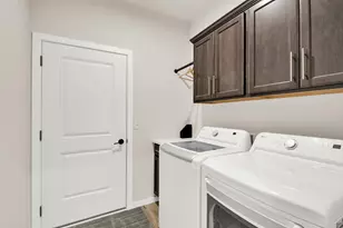 W204N17637 Laurel Pl, Jackson, WI 53037 - Photo 25