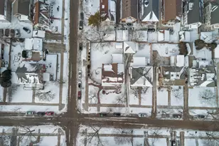 3405 N Hackett Ave, Milwaukee, WI 53211 - Photo 69