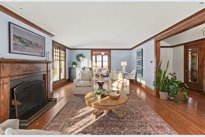 3405 N Hackett Ave, Milwaukee, WI 53211 - Photo 11