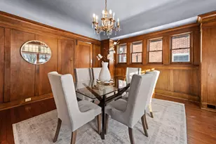 3405 N Hackett Ave, Milwaukee, WI 53211 - Photo 25