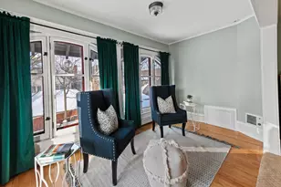 3405 N Hackett Ave, Milwaukee, WI 53211 - Photo 37