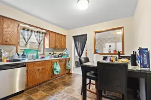 3224 South 13th Street, Milwaukee, WI 53215 - Photo 25