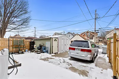3224 S 13th St, Milwaukee, WI 53215 - Photo 27