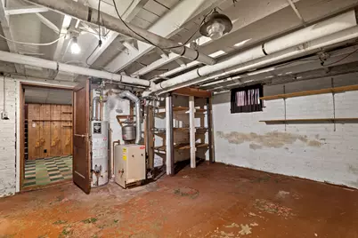 851 N 10th St, Manitowoc, WI 54220 - Photo 33