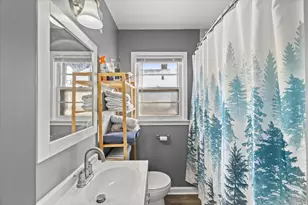 5658 N 66th St, Milwaukee, WI 53218 - Photo 9