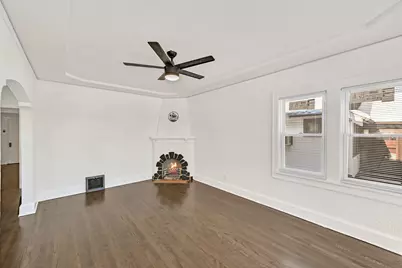 4513 N 37th St, Milwaukee, WI 53209 - Photo 5