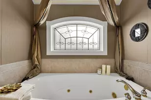 W132N6509 W View Ct, Menomonee Falls, WI 53051 - Photo 57