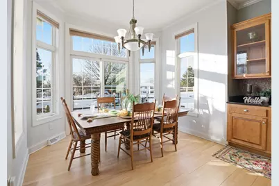 W132N6509  West View Ct, Menomonee Falls, WI 53051 - Photo 9