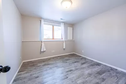 634  Victoria Ln, Onalaska, WI 54650 - Photo 15