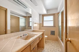 6046 S 22nd St, Milwaukee, WI 53221 - Photo 27