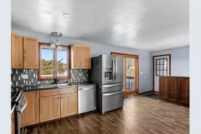 2930  37th St, Two Rivers, WI 54241 - Photo 13