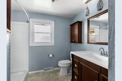 2930  37th St, Two Rivers, WI 54241 - Photo 5