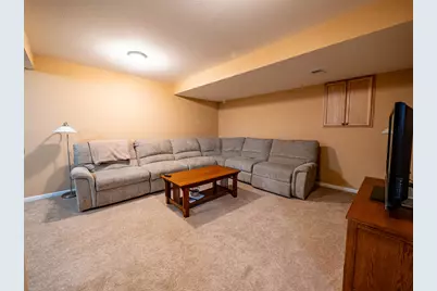 N34W23861  Grace Ave #B, Pewaukee, WI 53072 - Photo 9