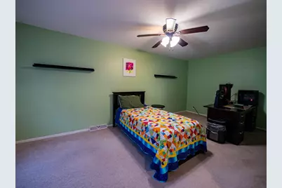 N34W23861  Grace Ave #B, Pewaukee, WI 53072 - Photo 13