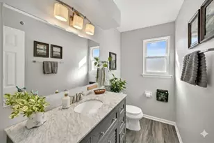 18590 Kamala Ct, Brookfield, WI 53045 - Photo 13