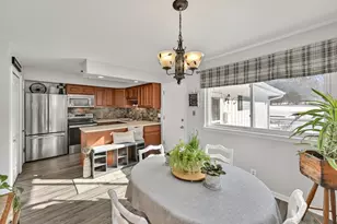 18590 Kamala Ct, Brookfield, WI 53045 - Photo 11