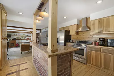 808  Lake Geneva Blvd, Lake Geneva, WI 53147 - Photo 7