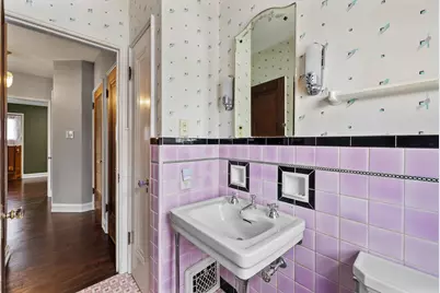 402 N 74th St, Milwaukee, WI 53213 - Photo 33