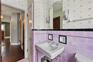 402 N 74th St, Milwaukee, WI 53213 - Photo 33