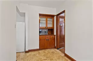 402 N 74th St, Milwaukee, WI 53213 - Photo 17