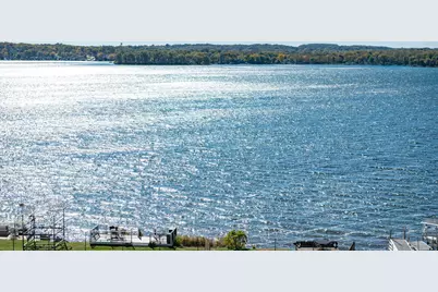 N39W27485  Hillside Grove Rd, Pewaukee, WI 53072 - Photo 19