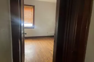 2576 N 51st St, Milwaukee, WI 53210 - Photo 7