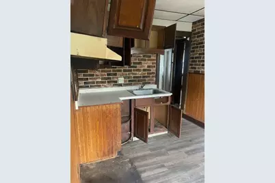 2576 N 51st St #2578, Milwaukee, WI 53210 - Photo 5