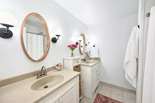 2525 S Shore Dr, Milwaukee, WI 53207 - Photo 21