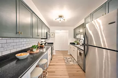 2525 S Shore Dr #2A, Milwaukee, WI 53207 - Photo 13