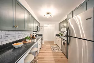 2525 S Shore Dr, Milwaukee, WI 53207 - Photo 13